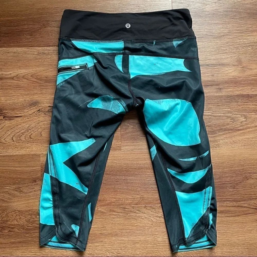 Women’s Lululemon Capris